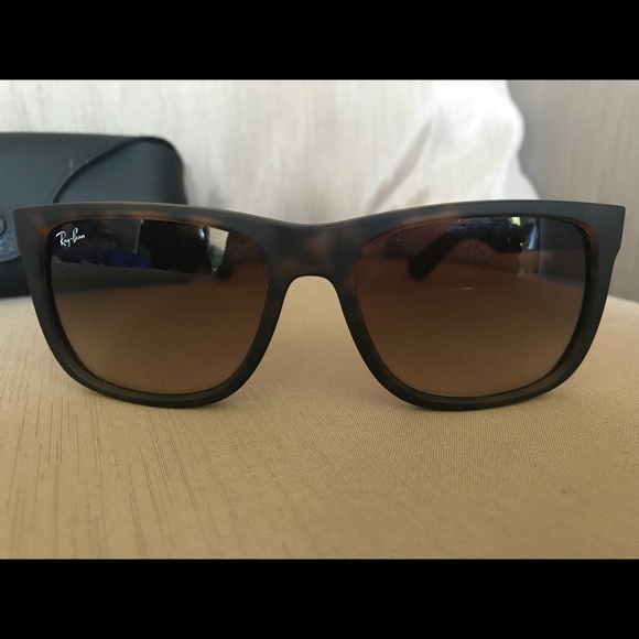 Ray Ban Sunglasses - Picture 2 of 6